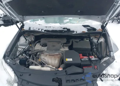 2016 Toyota Camry Le z USA, uszkodzony, nr VIN 4T4BF1FK3GR578975